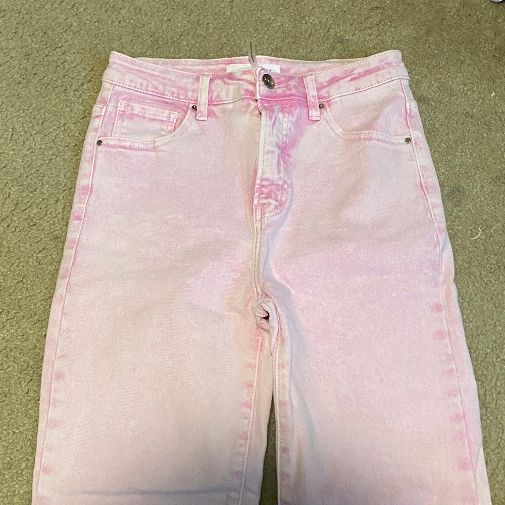 Chic Pink Straight Leg Women's Jeans